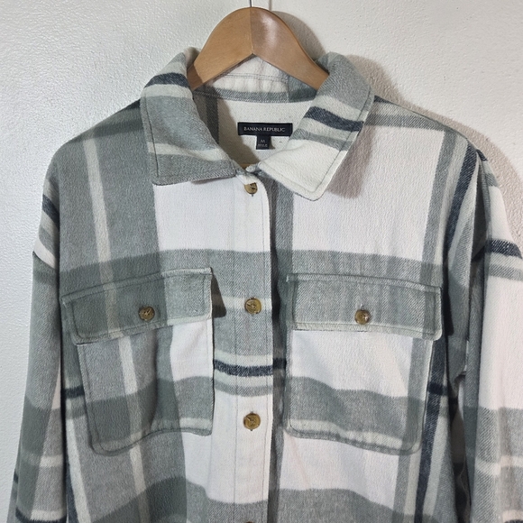 Banana Republic Green Plaid Fleece Shacket Button Up Mens Medium - Picture 9 of 12